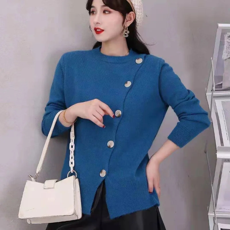 

2022 Pullover Solid Color Placket Button Irregular Design Sense Careful Machine Versatile Slim Round Neck Pullover Sweater Women