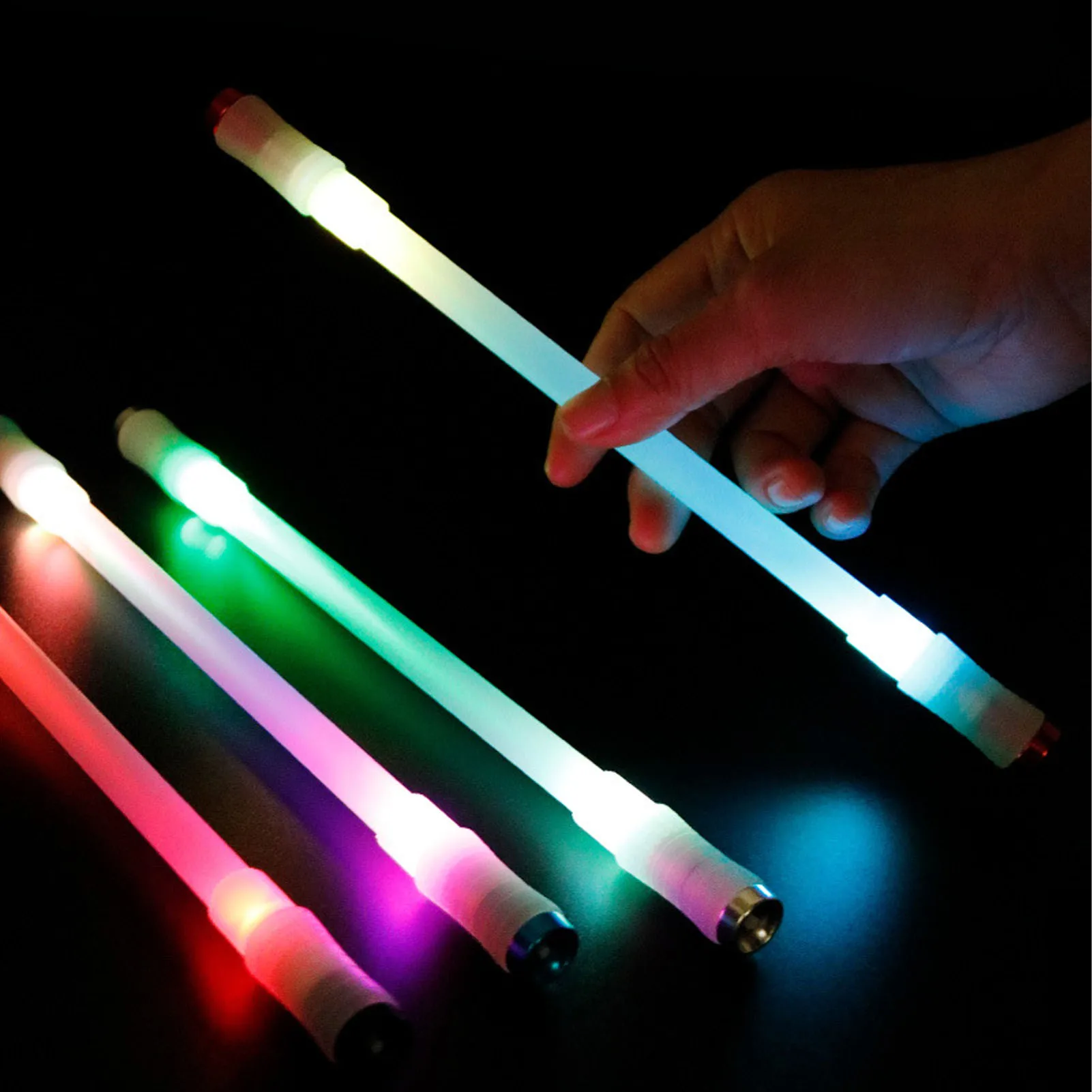 

LED Rolling Finger Rotating Pen Colorful Flashing Stress Relief Brain Training Illuminated Rotating Pen Fidget Game Toy