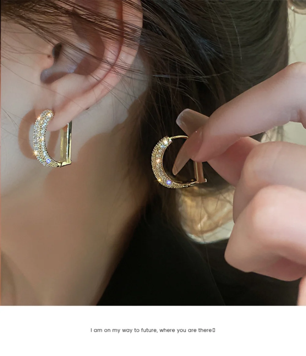 

Новые модные серьги с надписью D полностью из страз для женщин, роскошные брендовые металлические серьги золотого и серебряного цвета, свадебные украшения для невесты