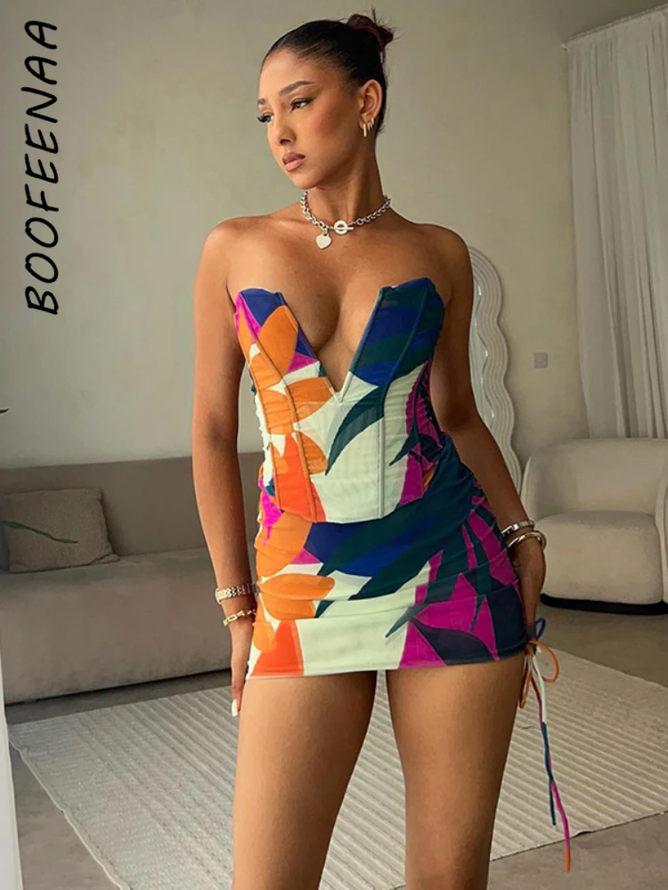

BOOFEENAA Sexy Summer Two Piece Set Print Deep V Corset Top and Mini Skirt Matching Sets Night Club Outfits for Women C85-DI19