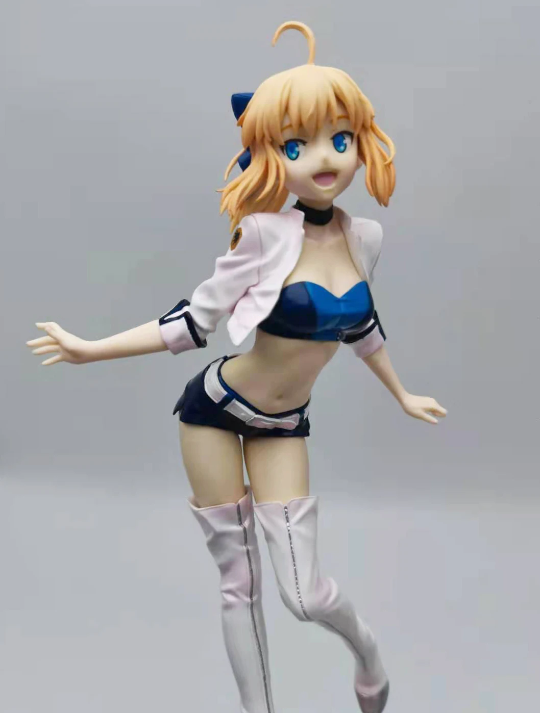 

Fate Grand Order FGO Saber Racing Girl Ver. Экшн-фигурки из ПВХ 24 см