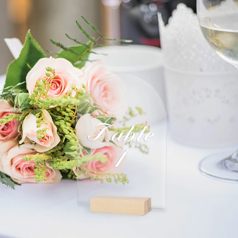 

Acrylic Table Place Card With Wooden Base Wedding Clear Table Sign Number Place Card Display Stand For Banquet Activities
