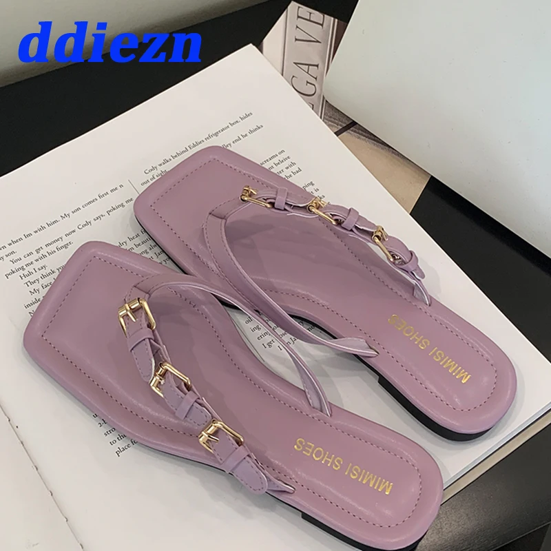 

Сланцы женские с металлической цепочкой, повседневные шлепанцы с квадратным носком, на плоской подошве, летняя обувь, 2023