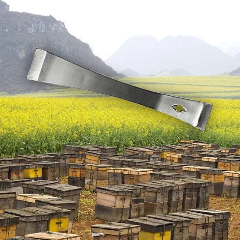 Piece of equipment. Сириус основы гончарного искусства. Подольский офортный станок. Мастеровой фон. Концепт авиадвигатель.