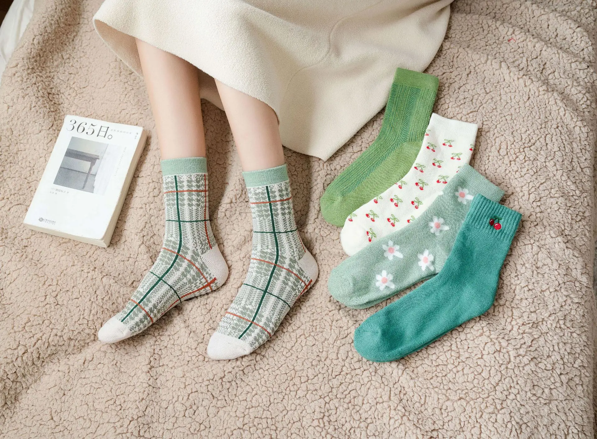 Winter Houndstooth Plaid Checker Jacquard Crew Socks Cotton Solid Knee High Floral Cherry Ankle Socks 5 Pairs/ Lot