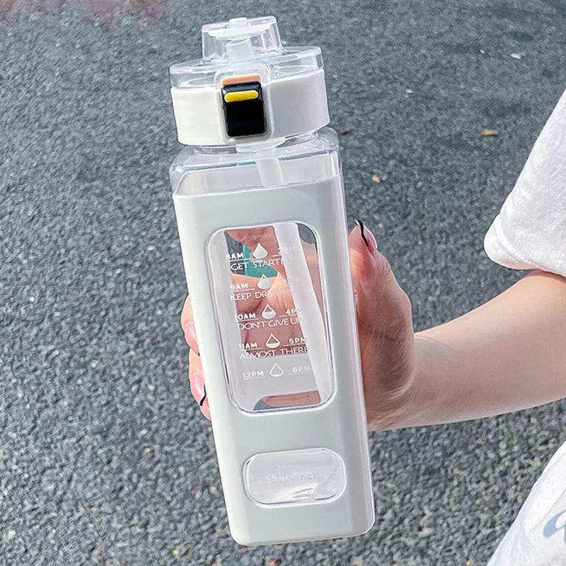 

700/900 ML Sports Water Cup Men And Women Straw Cup Large Capacity Plastic Cup Student Water Bottle Summer