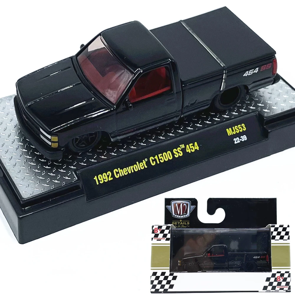 Пикап M2 1/64 1992 C1500 SS 454 черный из литого сплава Модель автомобиля коллекционный