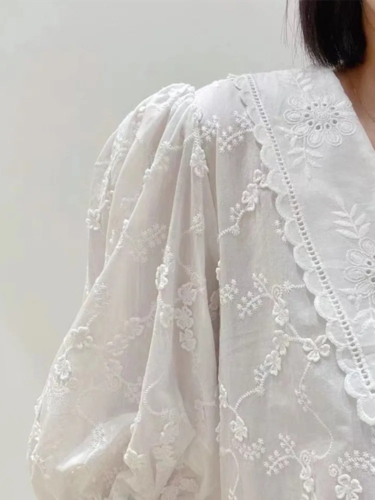 

Women Puff Sleeve V-Neck Shirt Flowers Embroidery 2022 New French Elegance Spring Summer Female Single Breasted Blouse