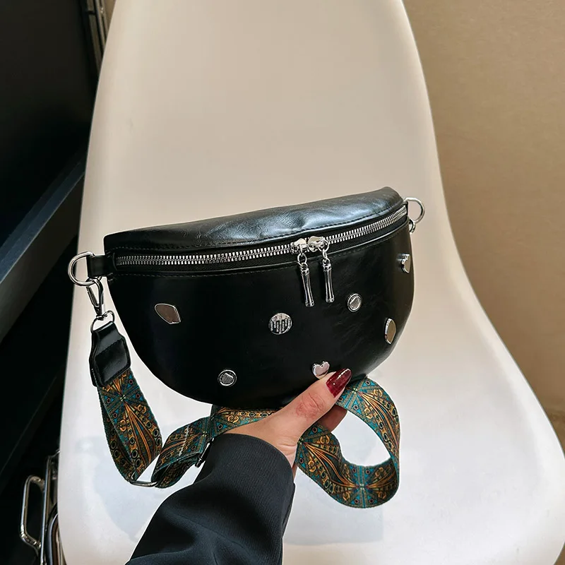 

Rivet Design Woman Fanny Pack Fashion Brand Waist Bag Top Quality Leather Belt Bag Purses Designer Women Shoulder Crossbody Bags