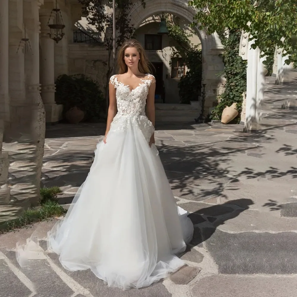 

A-line Tulle Wedding Dresses 2022 Floor Length Lace Appliques Tulle Bridal Gown For Women Robe De Mariee Princess