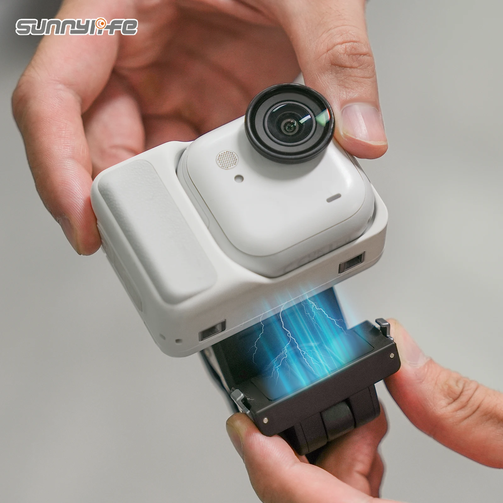 Фото Sunnylife 360 ° Регулируемый поворотный зажим-крокодил для экшн-камеры Insta360 GO Ultra, магнитный быстросъемный крепеж для рюкзака №4