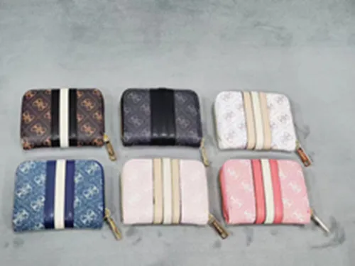 

The new women's mini purse is packaged in gift box with zero wallet card 342#