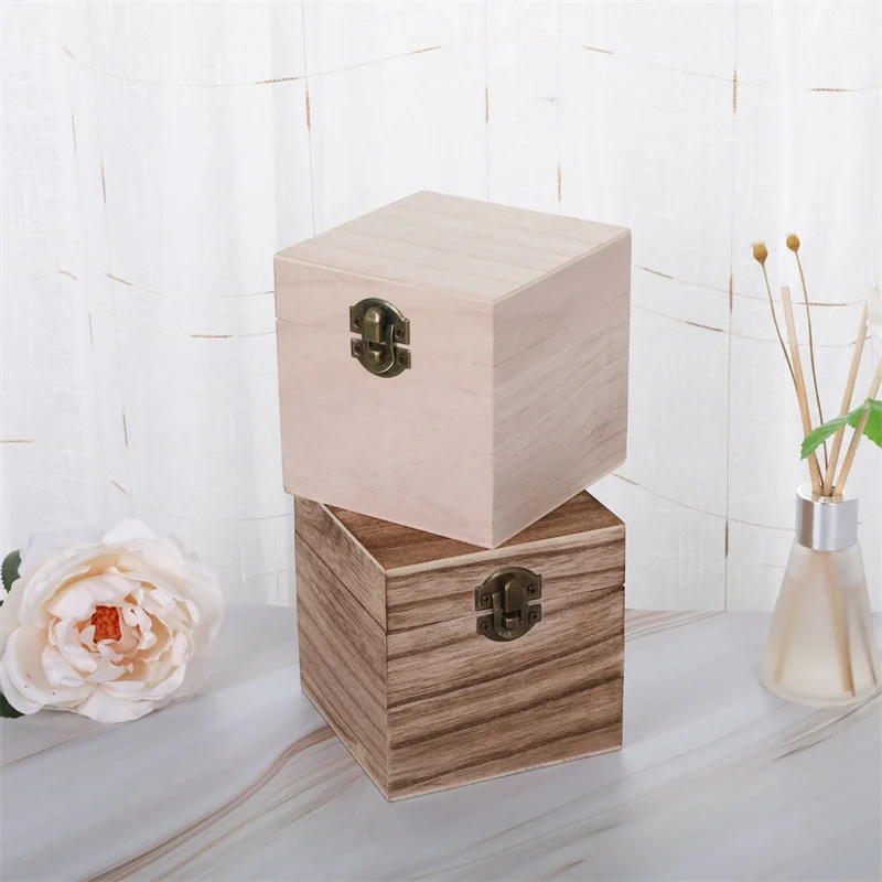 

Square Retro Jewelry Storage Box Earrings Brooch Organizer Desktop Wood Clamshell Multifunction Gift Packing Case Candy Box