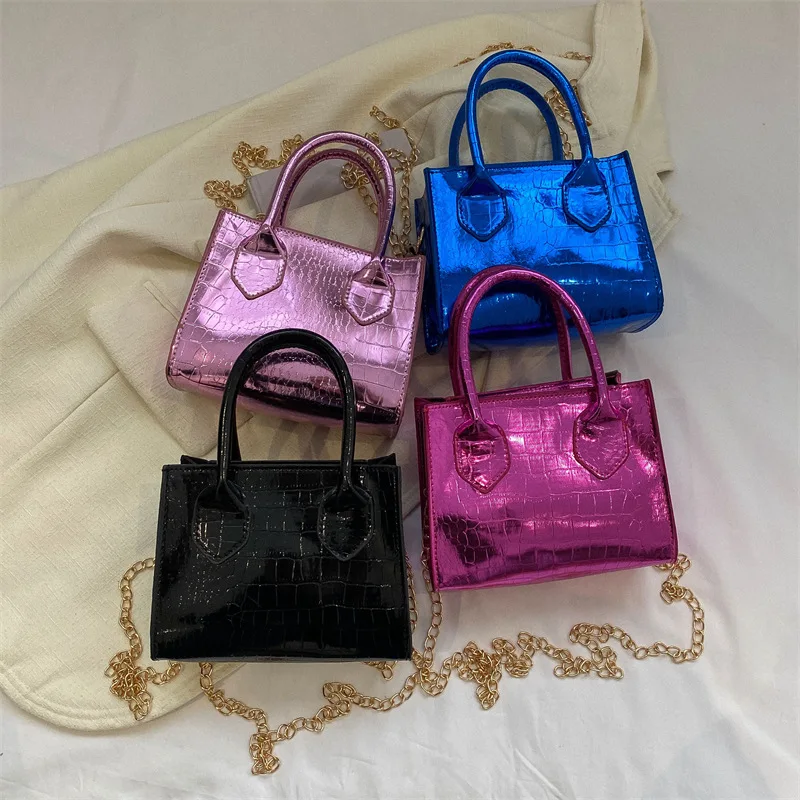 

2023 Crossbody Bags for Women Fashion Simple Handheld Shoulder Bag Leisure Lacquered Contrast Color Small Square Bag