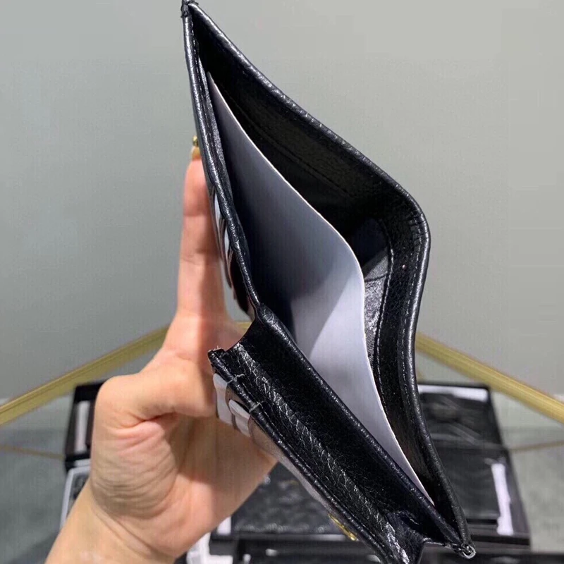 

Cowhide small wallet