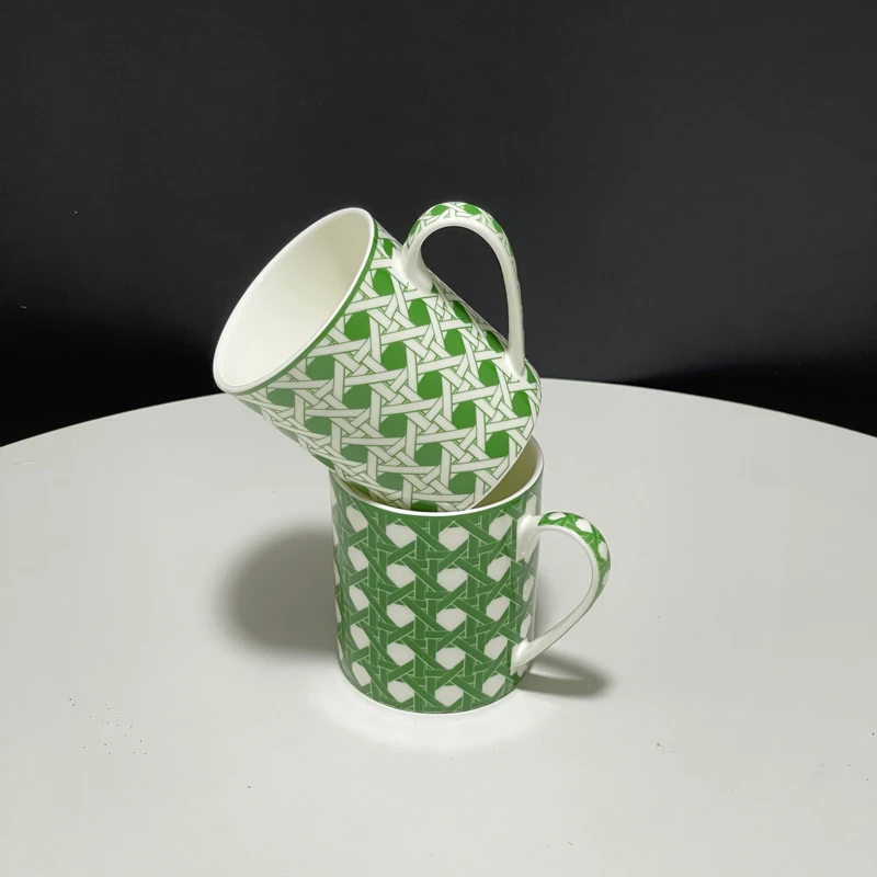 

2PCS/SET Green Bone China Coffee Mugs With Box Porcelain Tea Milk Water Cups Home Decor Luxury Cup Gift For Family Boss Friends