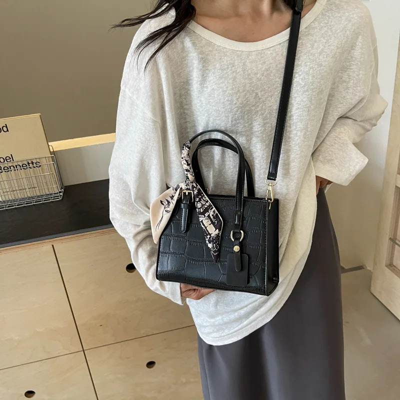 WBS 2024 маленькая квадратная сумка для женщин Новая модная летняя Роскошная