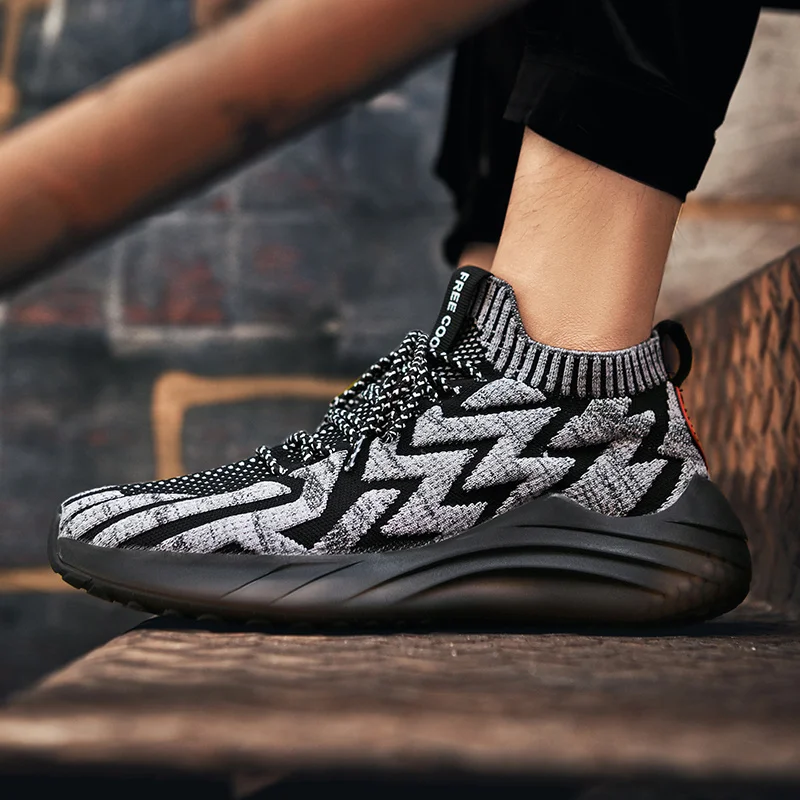 Designer New Men Running Shoes Outdoor Breathable Athletic Sport Shoes High Quality Comfortable Soft Jogging Sneakers Zapatillas