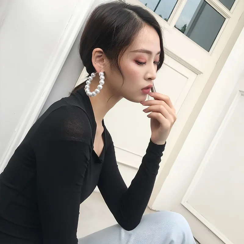 

Japanese and Korean Personality Flash Big Circle Ring Earrings Female Temperament Celebrity All-match Earrings