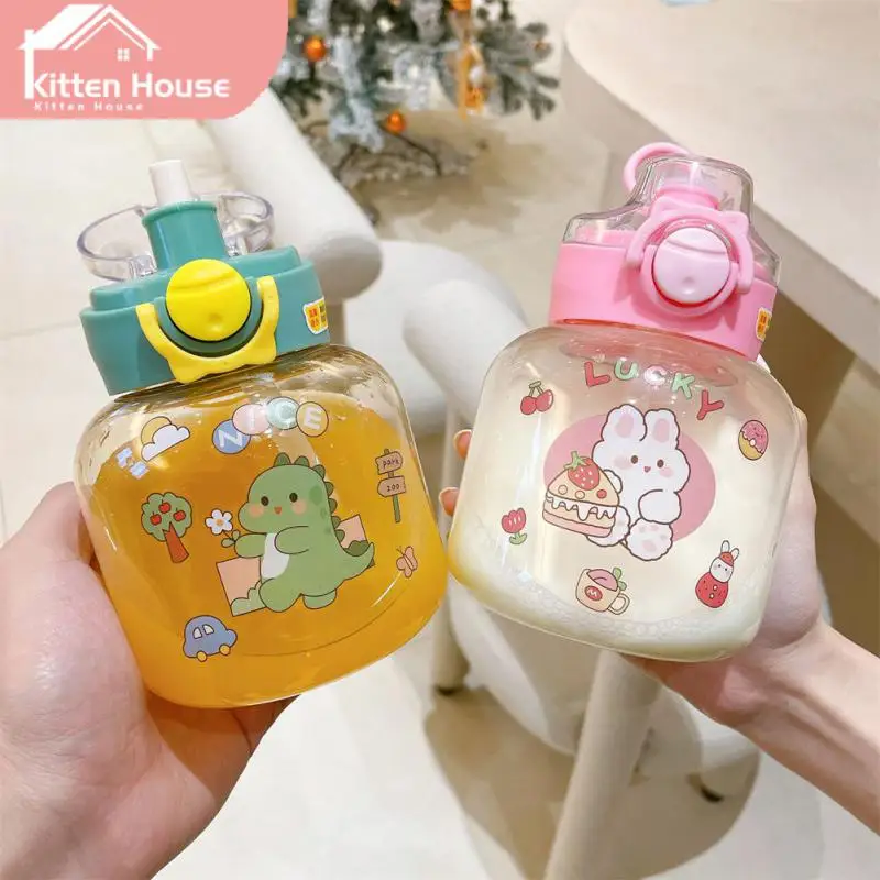

Simple Rietjes Plastic Cup Water Bottle Fashion Elastic Lid Kettle Fat Dudu Cup Children's Lovely Straw Cup Kitchen Accessories