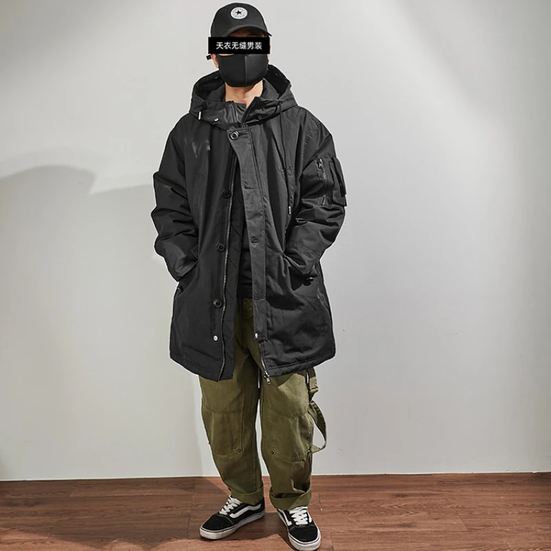 Heavy hooded down jacket coat men's wear thick black casual military coat in winter.