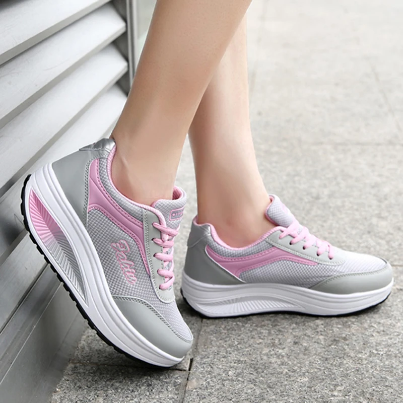 

Women 2022 Shoes Sneakers Low-top Shake Shoes Non-slip Soft Bottom Comfortable Sneakers For Women Footwear Women's Sneakers