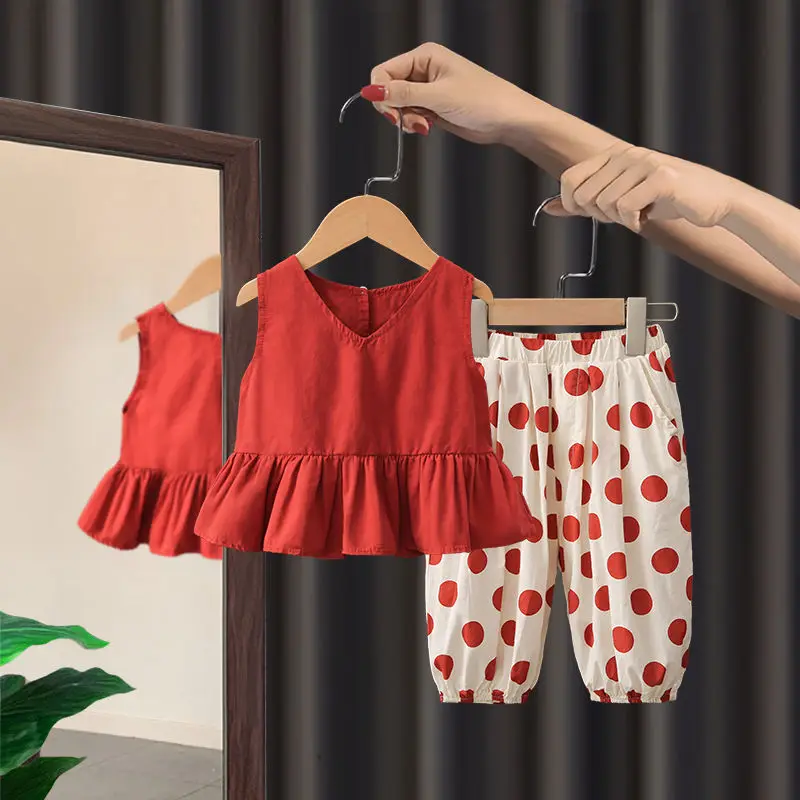 

Детский летний костюм из двух предметов, на возраст 1-5 лет