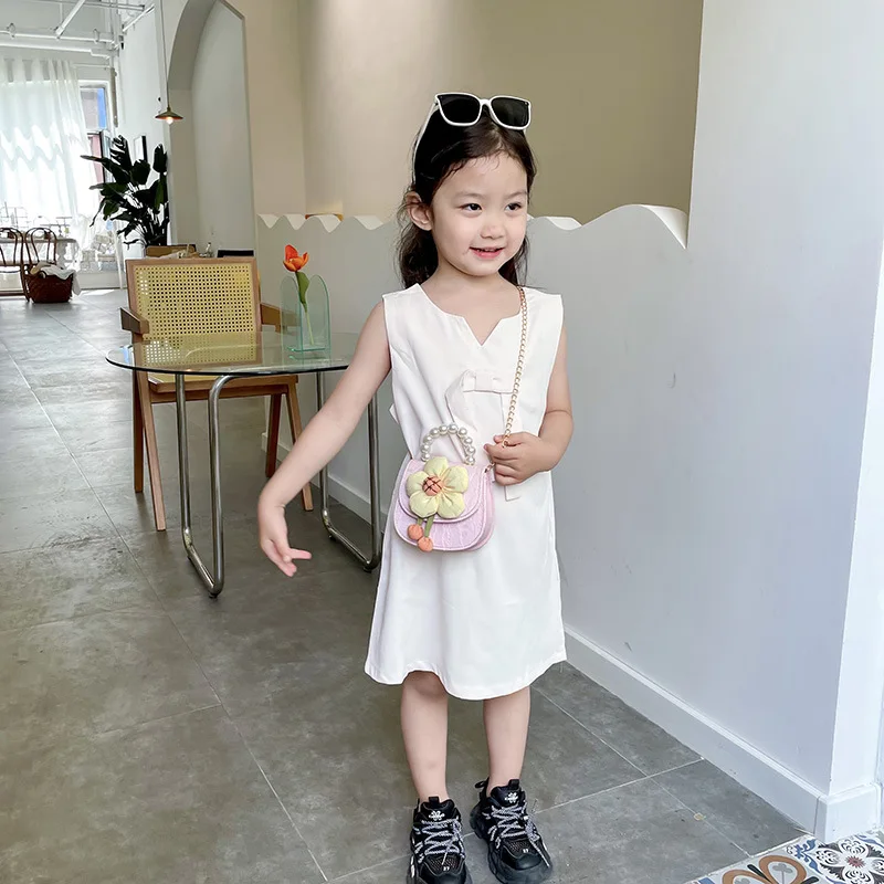 Sweet Pearl Baby Girls Mini Shoulder Bags Kids 3D Flower Coin Purse Accessories Handbags PU Mini Cute Saddle Messenger Bags enlarge
