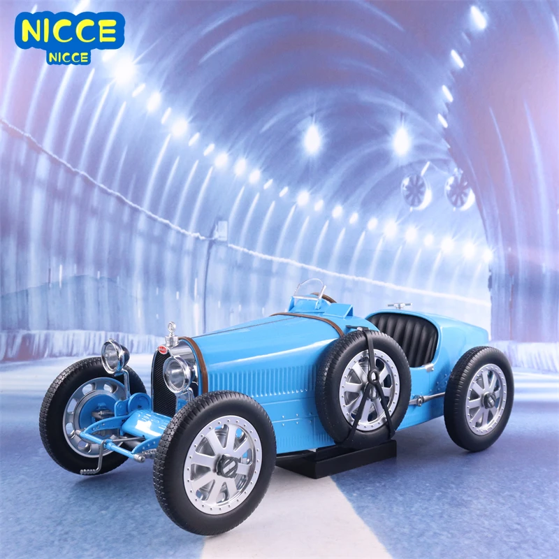 

Модель автомобиля Bugatti T35 из металлического сплава, 1:12, 1925