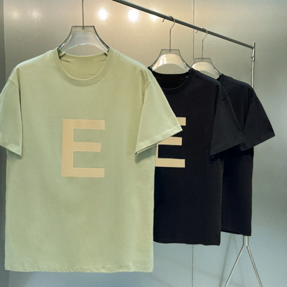 

Essentials T-shirt Season 8 new letter E flocked cotton tee street fashion brand oversize hip-hop loose unisex short sleeve