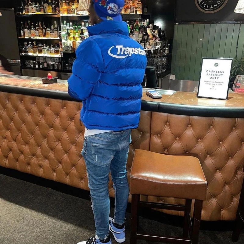 

Men's European Fashion Clothing Tops London Blue Windbreaker Lettering Embroidered Logo Down Jackets Winter Sports Coat