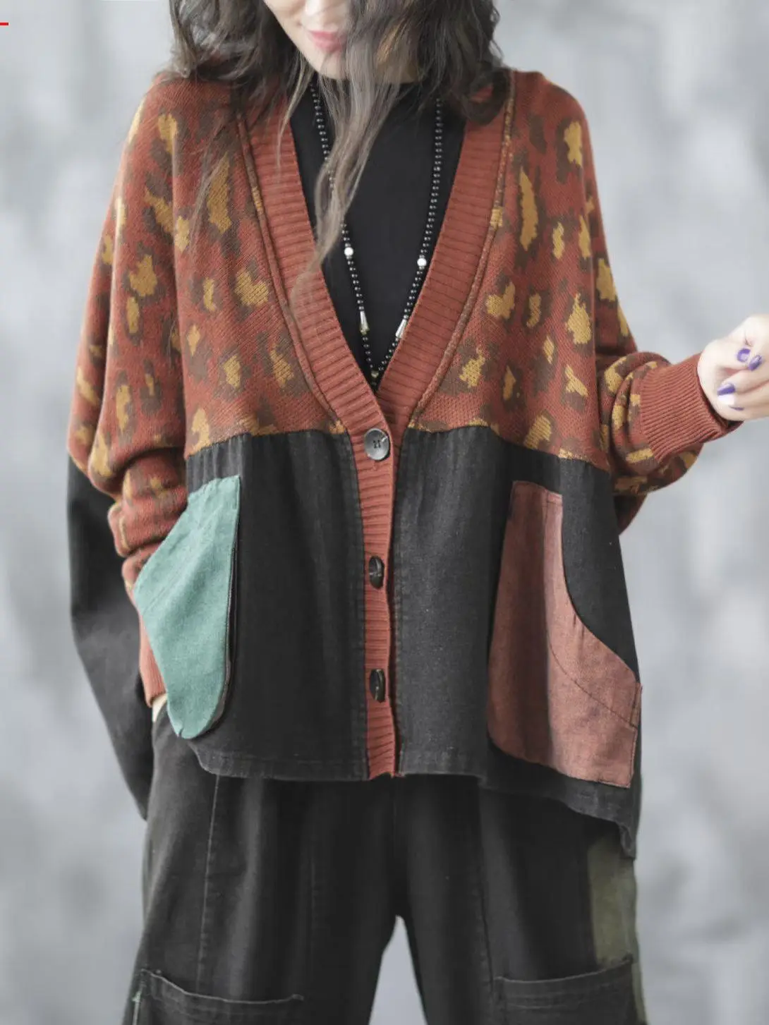 

Женская джинсовая куртка с принтом, однобортное Свободное пальто с широкой талией, V-образным вырезом и рукавами «летучая мышь» в литературном стиле, осень 2023