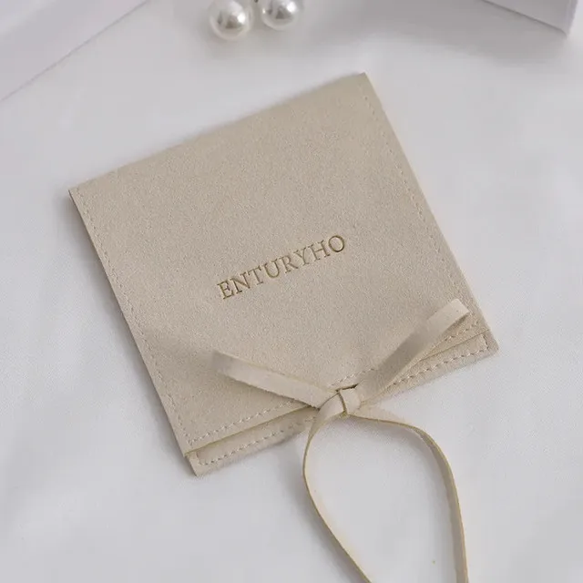 

Набор из 100 бархатных мешочков для украшений SheepSew 8x8 см