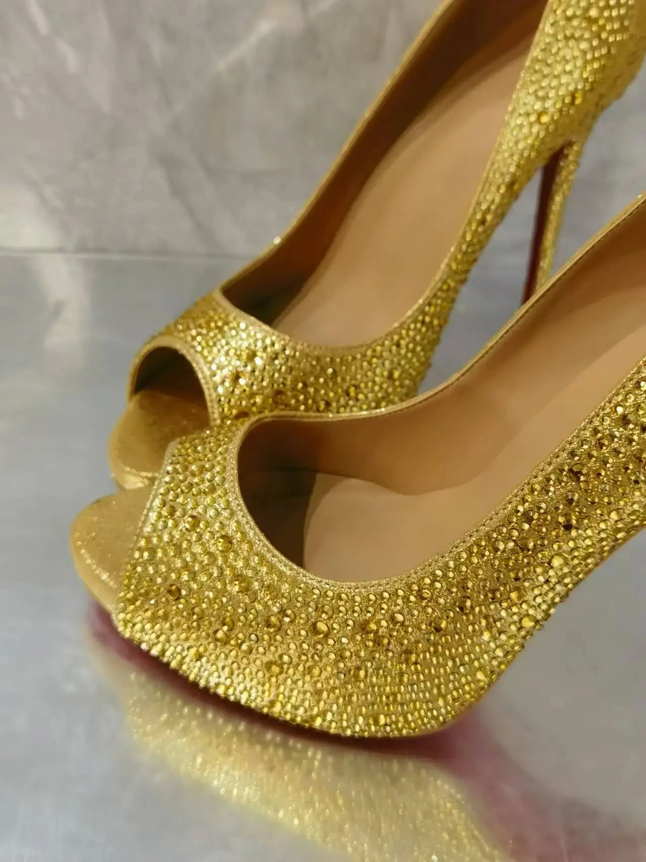 Туфли-лодочки женские на шпильке 10 см 12 с открытым носком