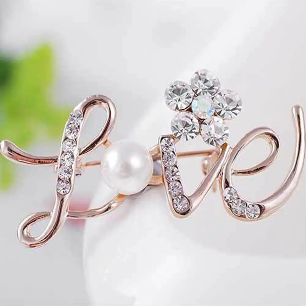 

Female Peacock Tulip Brooch Pearl Rhinestones Wreath Pins Women Leaf Elegant Circle Party Wedding Brooch Brooches Trendy Gi O7l7