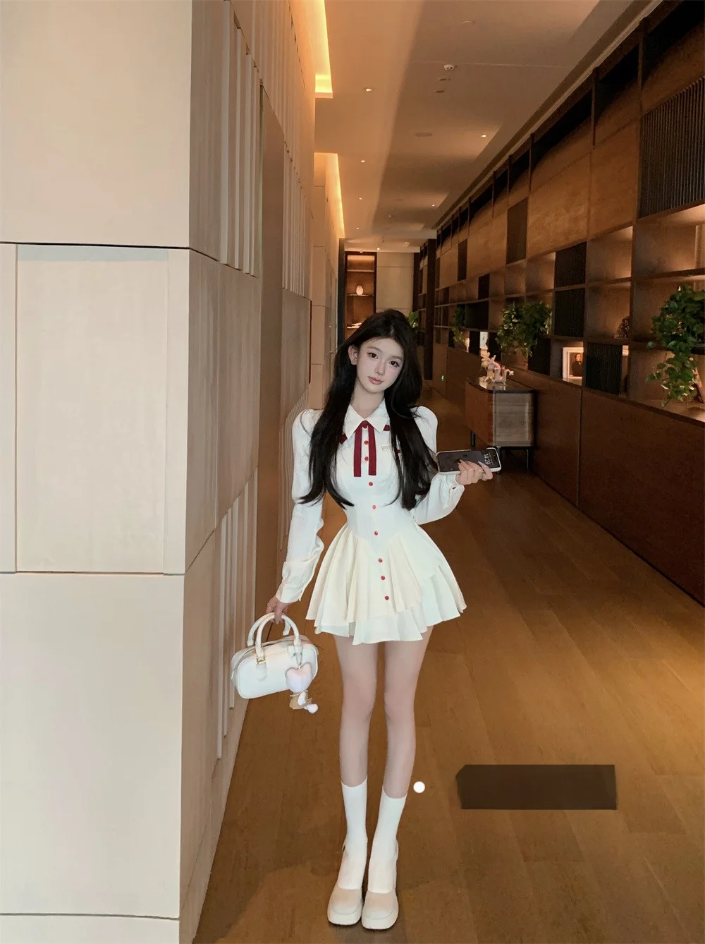 Французское уникальное шикарное милое короткое платье детское раннее осеннее