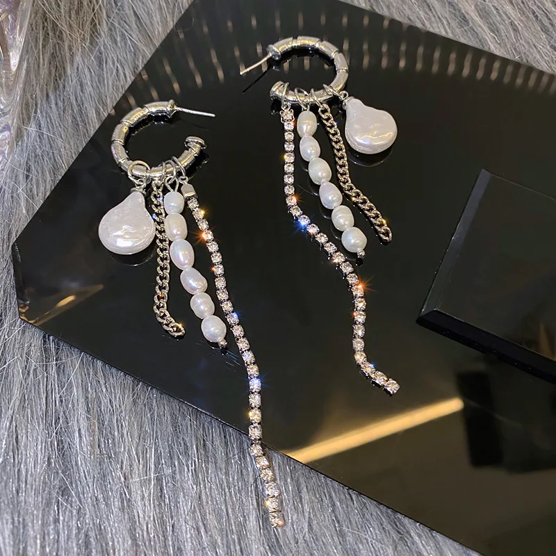 

Minar INS Fashion Genuine Freshwater Pearl Hoop Earrings for Women Baroque Pearls Rhinestones Long Chain Tassel Earring Brincos