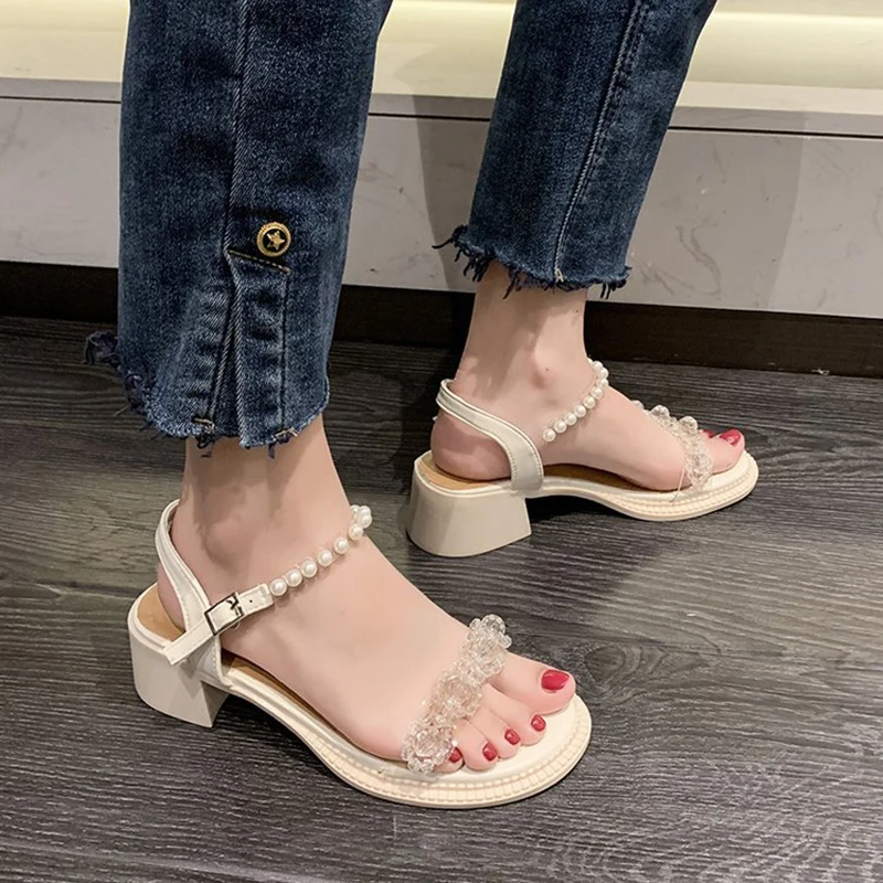 

2022 Summer Pumps Shoes Woman Crystal Flower Sandals Pearl Band Gladiator Sandalias Mujer Chunky Heel Transparent Sandales