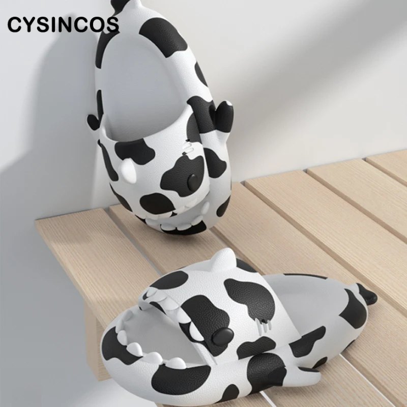 

2022 Cow Graffiti Shark Slippers Summer Adult Couple Slippers Tide Indoor and Outdoor Funny Home Cute Cartoon Children's Sandals