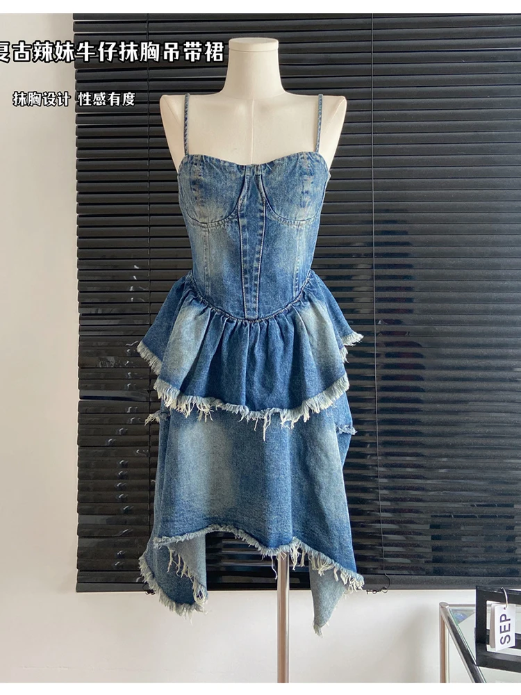 

Женское винтажное моющееся Синее джинсовое цельнокроеное платье с асимметричными подтяжками, новинка 2023, плиссированное облегающее платье с лямкой на шее для девушек, с кисточками и оборками