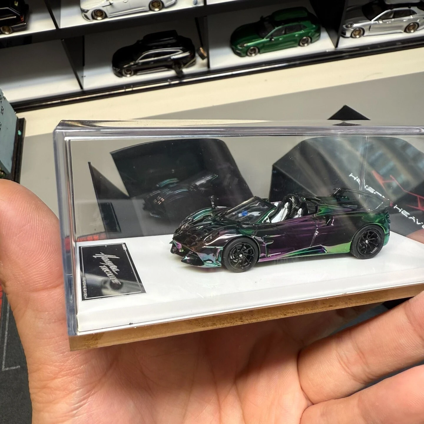 Фото Модель автомобиля Pagani Zonda из литого металла, масштаб 1:64, лимитированная серия №1