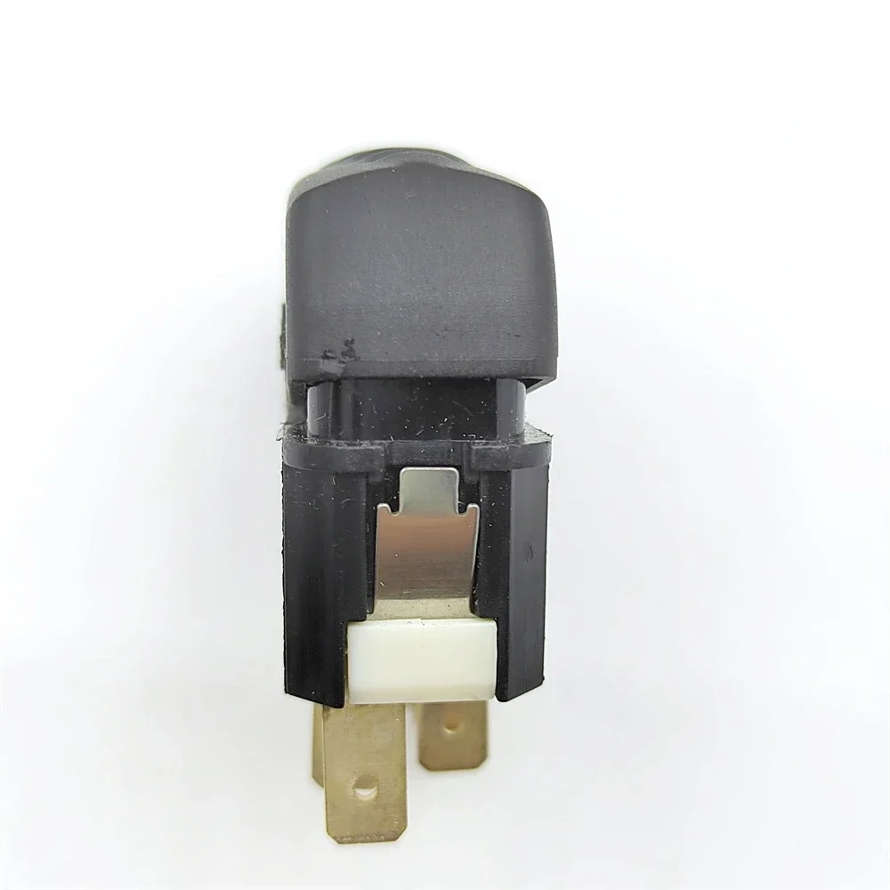 4-контактный аварийный выключатель для грузовика и автобуса Scania 1413146 1368831