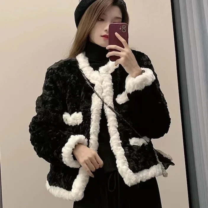 Рисунок 2 - Женское плюшевое пальто Xiaoxiangfeng из ягненка