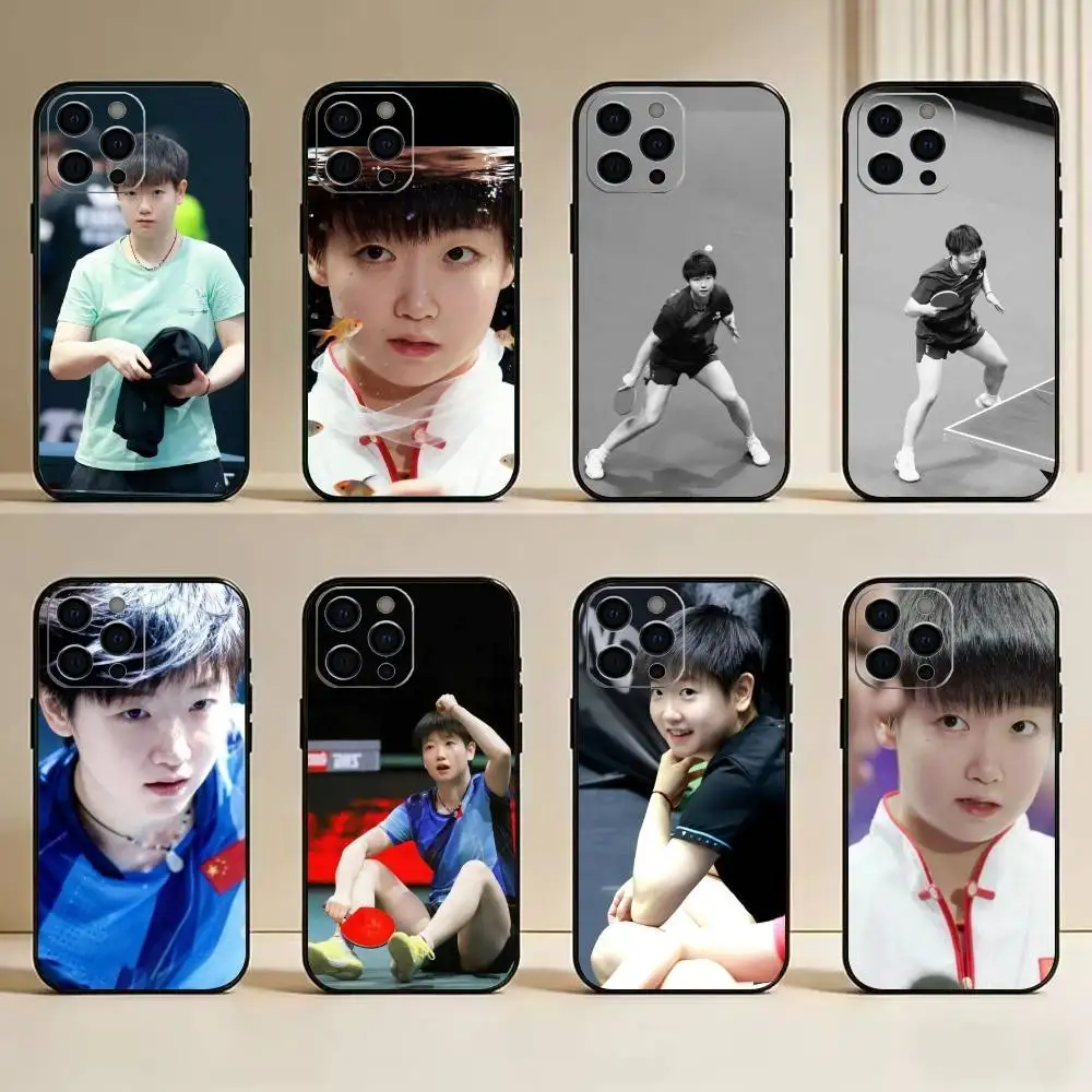 Фото Чехол для телефона Sun Yingsha (игрок в настольный теннис) для iPhone 17, 16, 15, 14, 13, 12, 11 Plus, Pro Max, XS, мягкий силиконовый, черный №1
