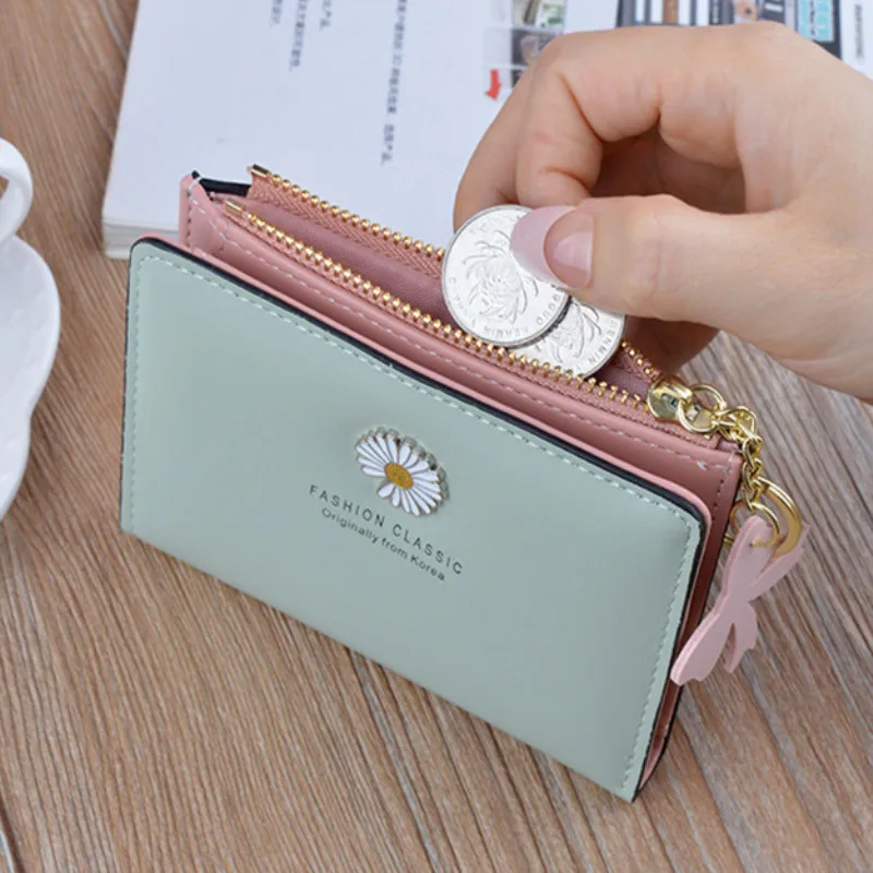 

New Fashion 2021 Women Short Wallets Design Small Daisy Card Holder High Quality PU Coin Purse Simple Zipper Money Bag Wallets