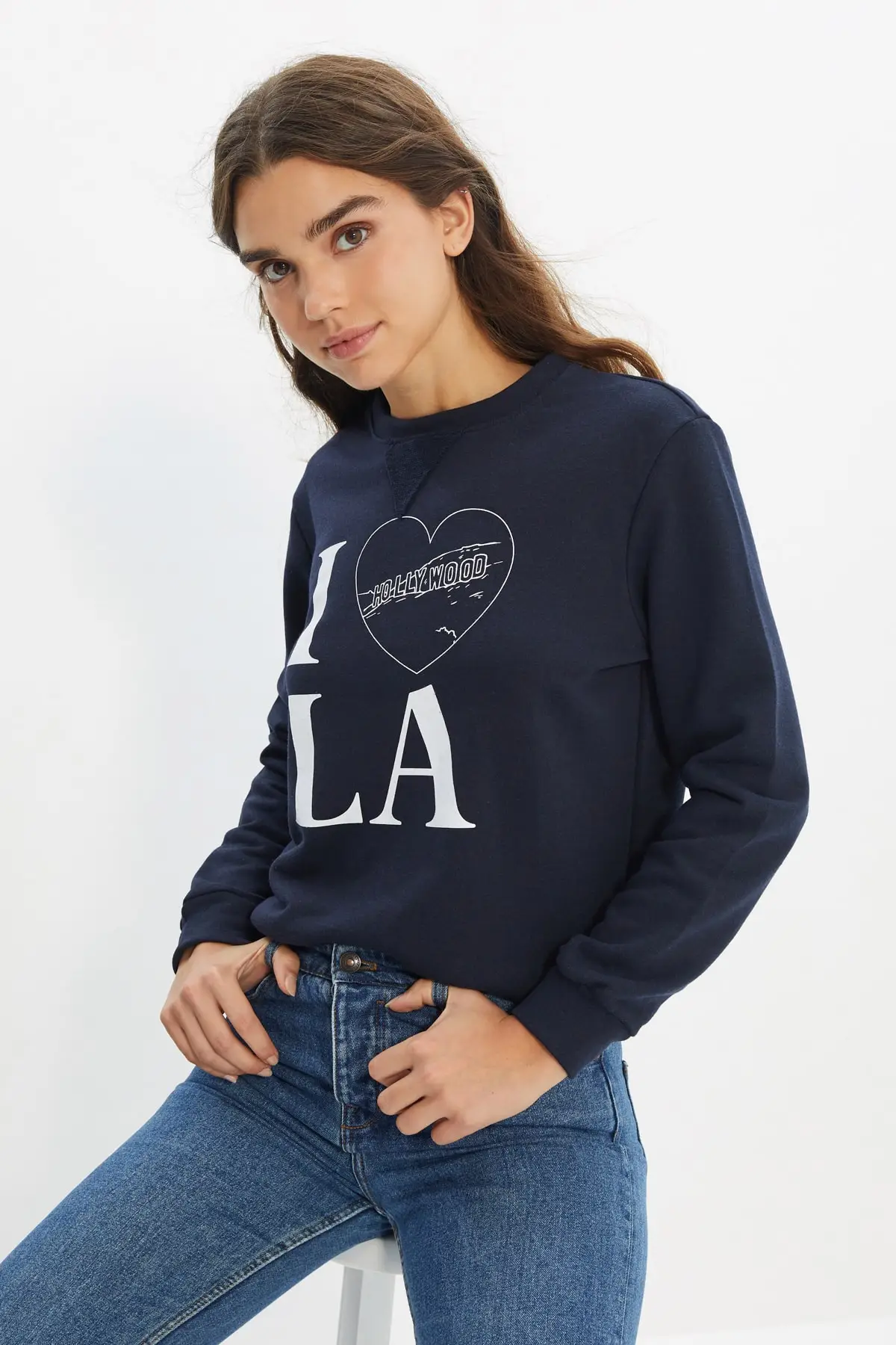 

Trendyol Basic Printed Knitted Sweatshirt TWOAW22SW1786