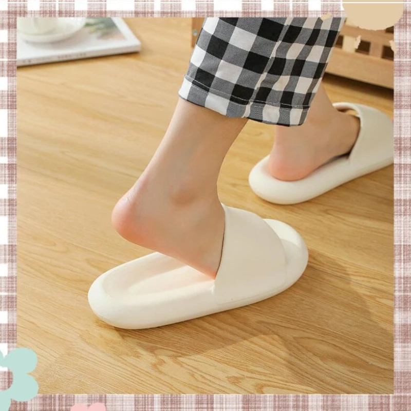 Fashion EVA Women's Slippers Summer Indoor Home Silent Anti Slip Bathroom Slippers Classics Thick Sole Bathing Couple Slippers