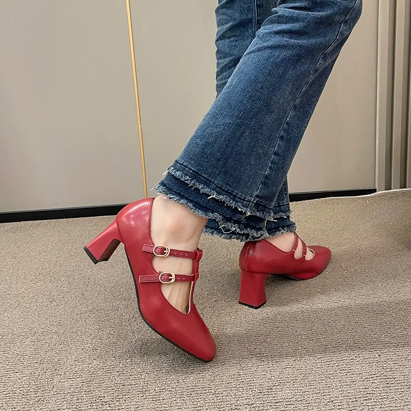 Туфли-лодочки женские на толстом высоком каблуке с двойной пряжкой и квадратным