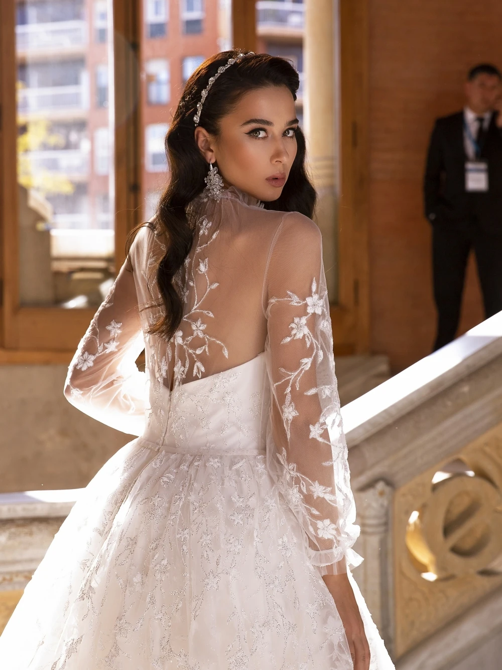 Рисунок 3 - Женское длинное свадебное платье