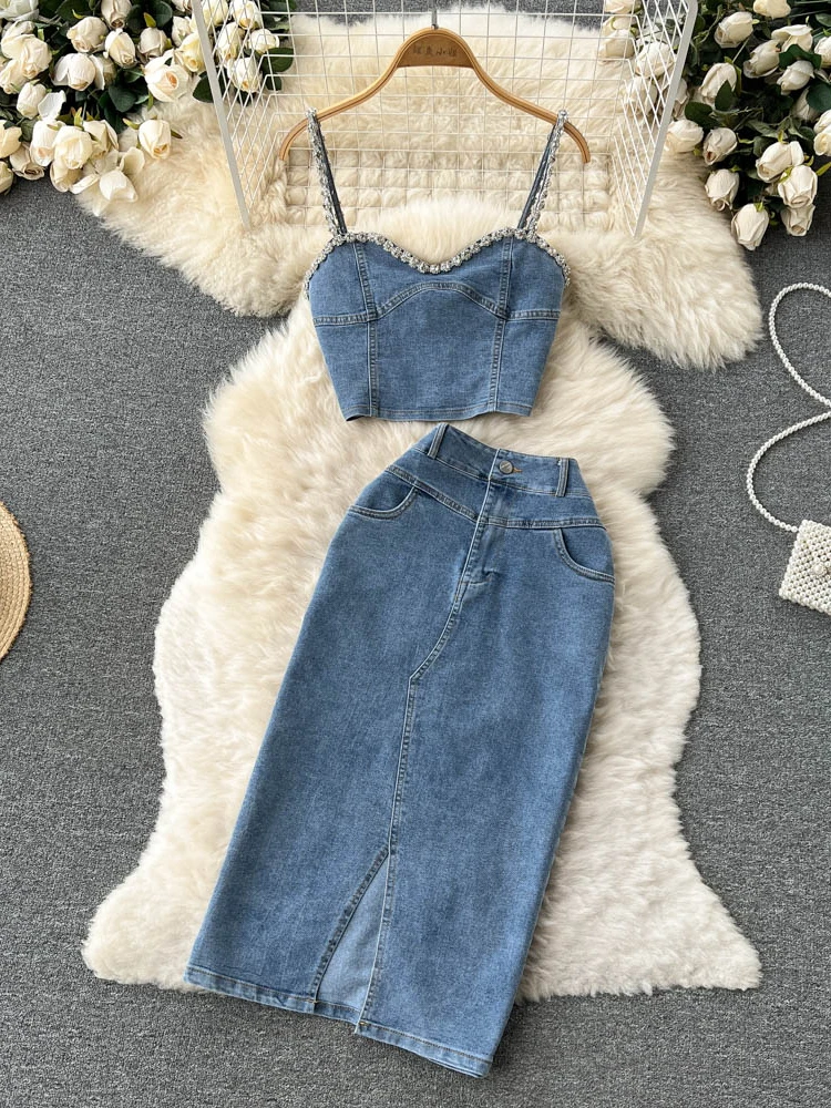 

Женский джинсовый костюм-двойка LY VAREY LIN, комплект из двух предметов, короткий топ без рукавов со стразами и юбка-трапеция с высокой талией и ...